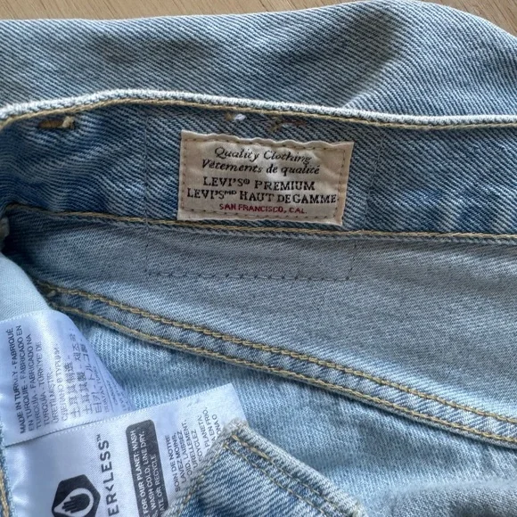 Levi’s 501 Premium Jeans W26 L30 Light Wash Button Fly Straight Leg - Picture 6 of 9